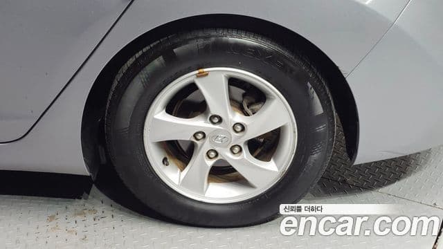 Hyundai The / новый New Avante 1.6 LPi Smart, 2014 все фото