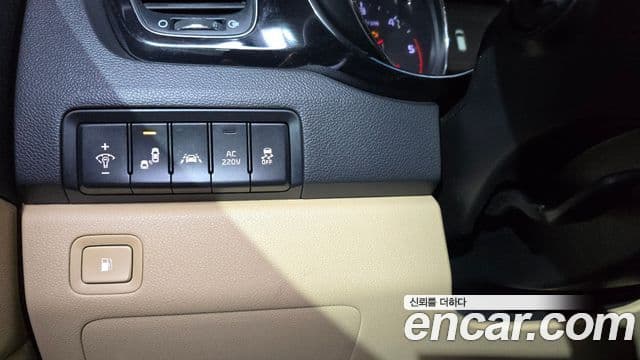 Kia All New Carnival Noblesse, 2016 16
