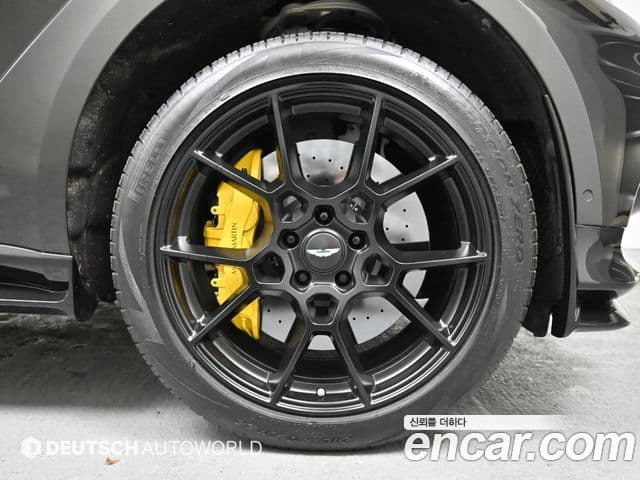 Aston Martin DBX 4.0 V8 707, 2023 все фото