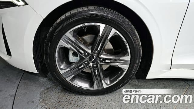 Kia K5 гибрид 3세대 Noblesse, 2020 все фото