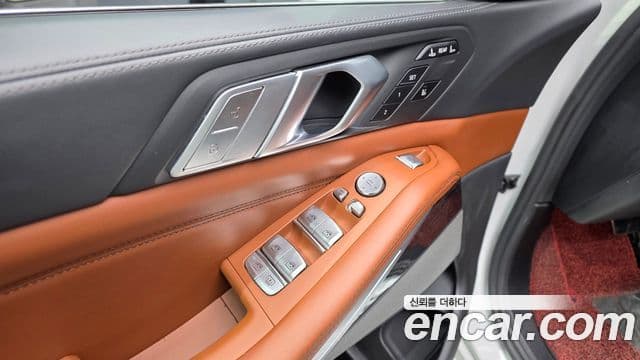 BMW X7 (G07) xDrive 40i M Sport 6인승, 2021 11