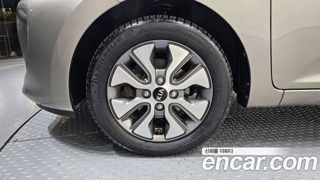 Kia The / новый New Morning Luxury, 2016 все фото