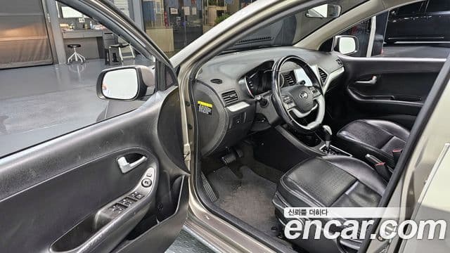 Kia The / новый New Morning Luxury, 2016 11