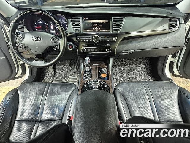 Kia K9 Special, 2013 8