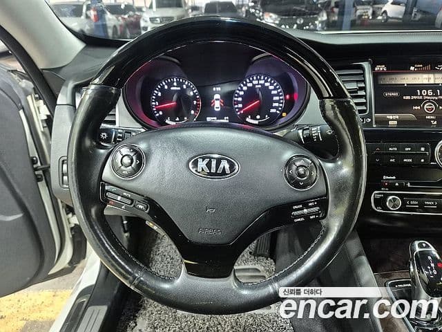 Kia K9 Special, 2013 9