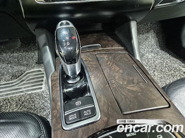 Kia K9 Special, 2013 11