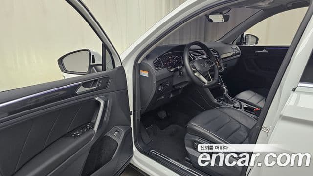 Volkswagen Tiguan 2세대 Prestige, 2022 10
