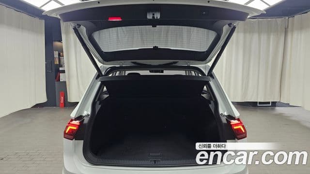 Volkswagen Tiguan 2세대 Prestige, 2022 20