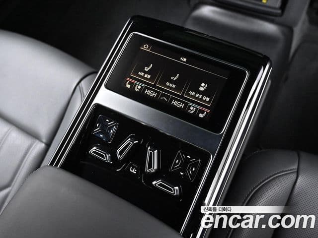 Audi A8 (D5) 55 TFSI Quattro Premium LWB, 2022 16