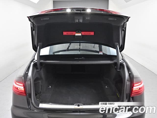 Audi A8 (D5) 55 TFSI Quattro Premium LWB, 2022 20