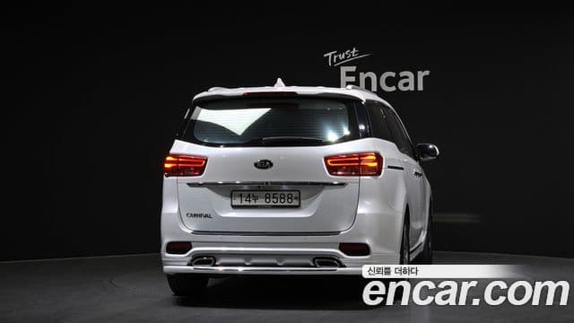 Kia The / новый New Carnival Special, 2019 4