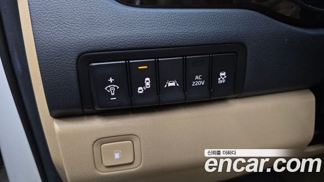 Kia The / новый New Carnival Special, 2019 17