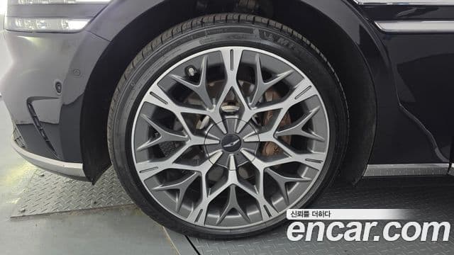 Genesis G90 (RS4) бензин 3.5 турбо e-S/C AWD, 2023 все фото