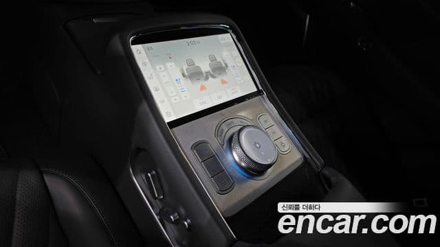 Genesis G90 (RS4) бензин 3.5 турбо e-S/C AWD, 2023 19