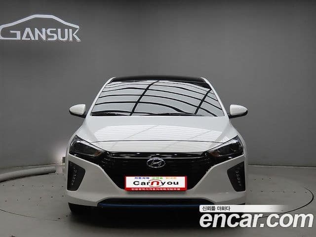 Hyundai Ioniq гибрид, 2017 1