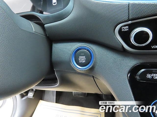 Hyundai Ioniq гибрид, 2017 16