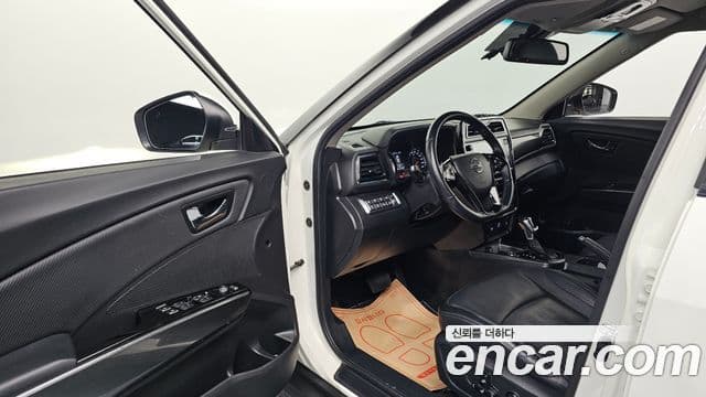 KG모빌리티(SsangYong) Berry New Tivoli V3, 2022 10