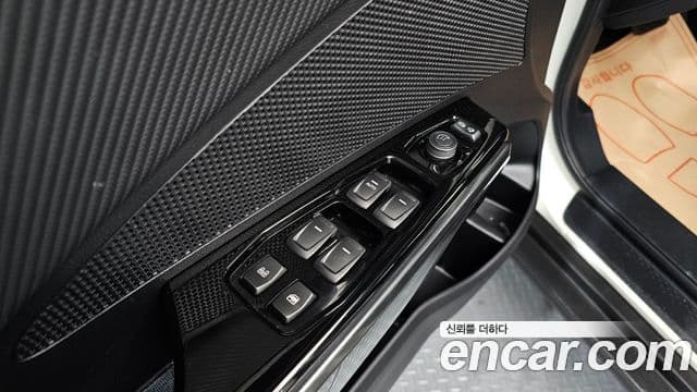 KG모빌리티(SsangYong) Berry New Tivoli V3, 2022 12