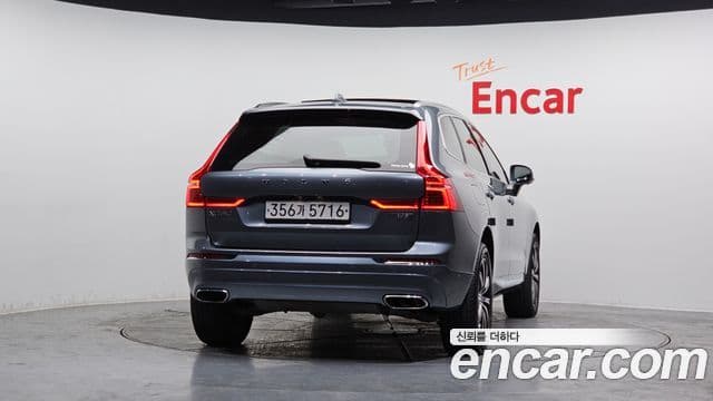 Volvo XC60 2세대 T8 Inscription, 2020 4