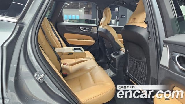Volvo XC60 2세대 T8 Inscription, 2020 12