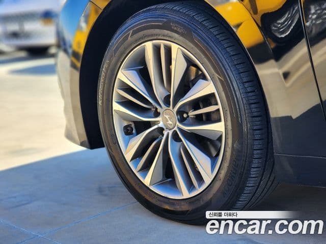 Hyundai Grandeur HG LPG HG300 для людей с инвалидностью, 2015 все фото