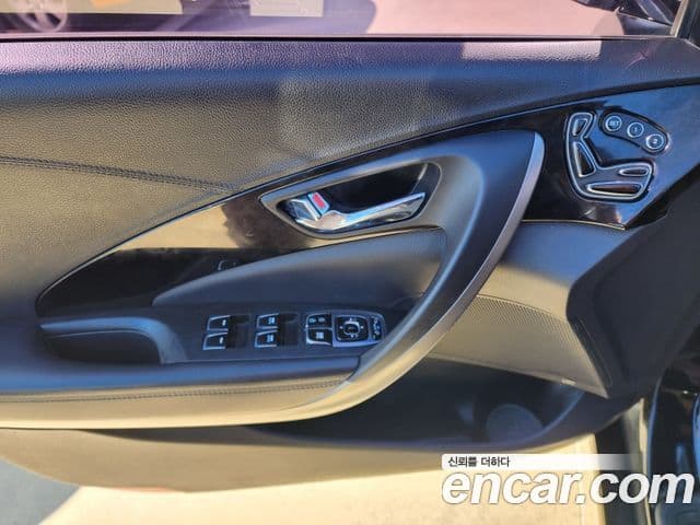 Hyundai Grandeur HG LPG HG300 для людей с инвалидностью, 2015 13