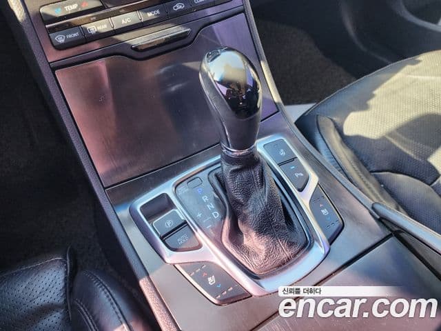 Hyundai Grandeur HG LPG HG300 для людей с инвалидностью, 2015 18