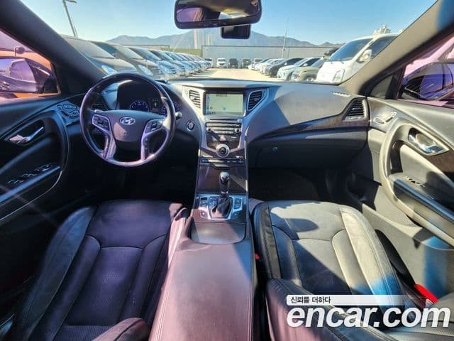 Hyundai Grandeur HG LPG HG300 для людей с инвалидностью, 2015 19