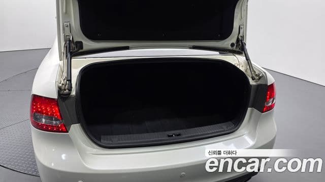 Kia 로체 이노베이션 топовая версия, 2009 20