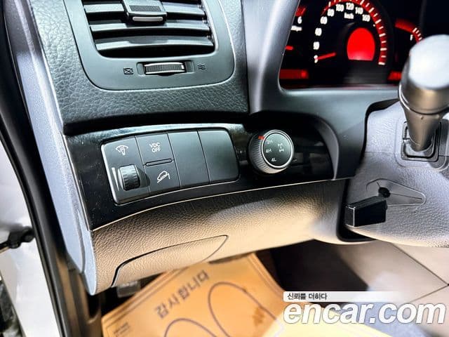 Kia Mohave Essence, 2008 9