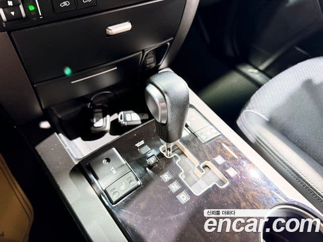 Kia Mohave Essence, 2008 10