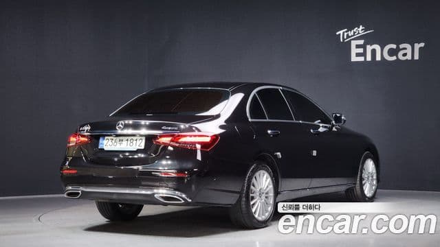 Mercedes-Benz E-класс W213 Exclusive, 2023 2