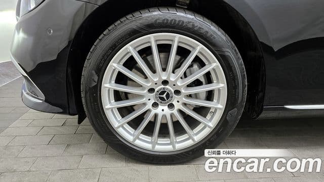 Mercedes-Benz E-класс W213 Exclusive, 2023 все фото