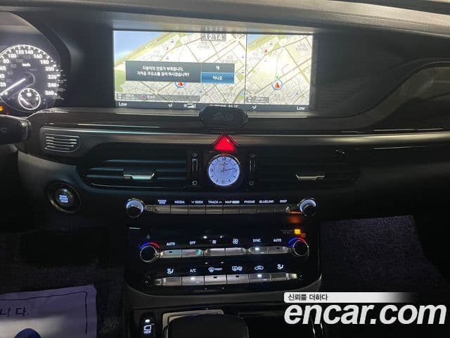 Genesis EQ900 Luxury, 2018 12