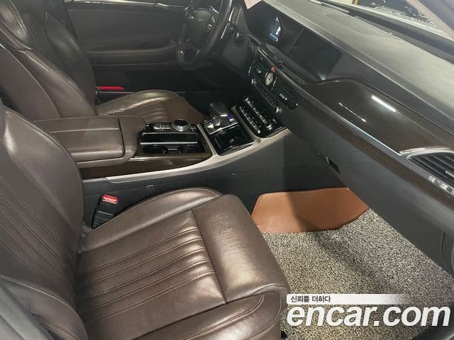 Genesis EQ900 Luxury, 2018 18