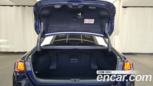 Lexus ES300h 7세대 Executive, 2024 20