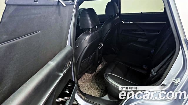 KG모빌리티(SsangYong) Torres T7, 2023 9