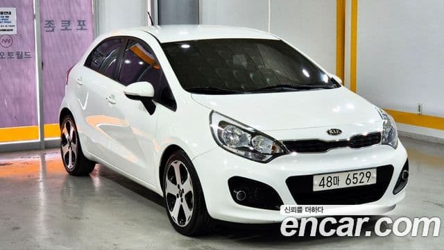 Kia All New Pride Prestige, 2012 3