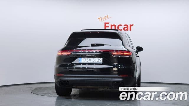 Porsche Cayenne (PO536) 3.0 Platinum Edition, 2023 4