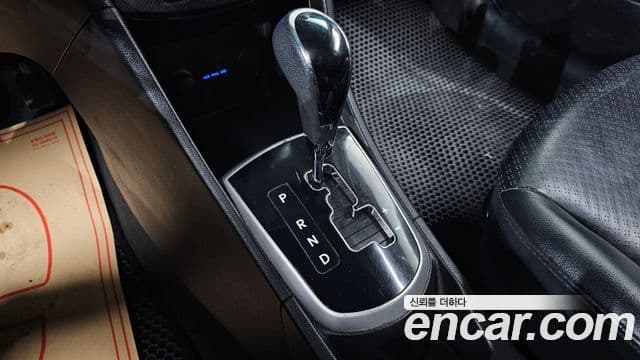 Hyundai Accent(новый кузов / новое поколение) Premier, 2012 9