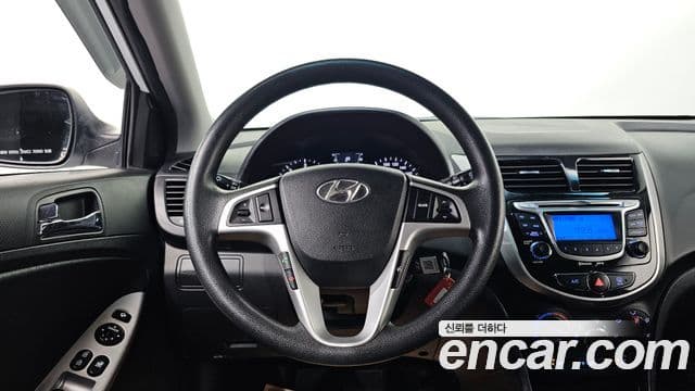 Hyundai Accent(новый кузов / новое поколение) Premier, 2012 15