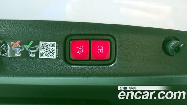 Mercedes-Benz E-класс W214 Avantgarde, 2025 19