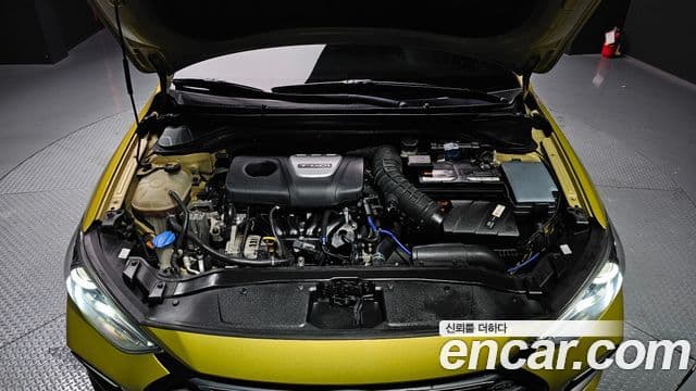 Hyundai Avante AD 1.6 турбо Sport, 2017 6