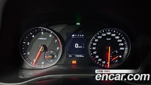 Hyundai Avante AD 1.6 турбо Sport, 2017 8