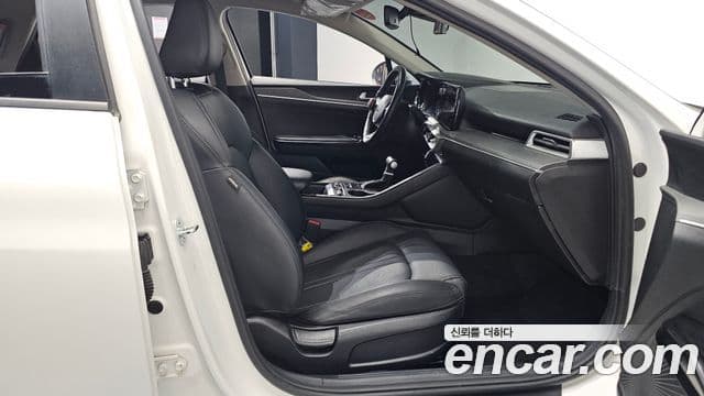 Kia K5 3세대 Trendy, 2021 11