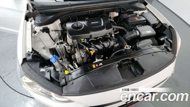 Hyundai Avante AD 1.6 GDI Value Plus, 2017 6