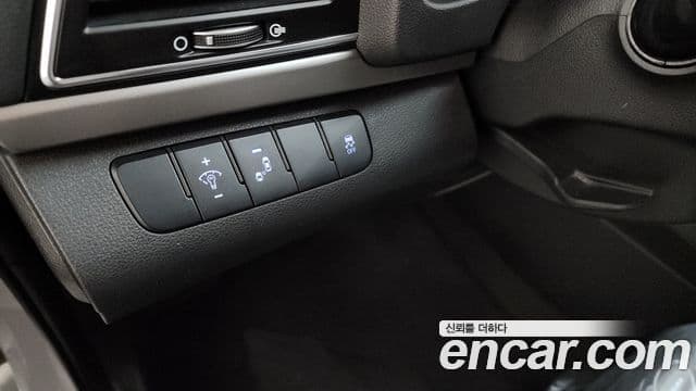 Hyundai Avante AD 1.6 GDI Value Plus, 2017 14