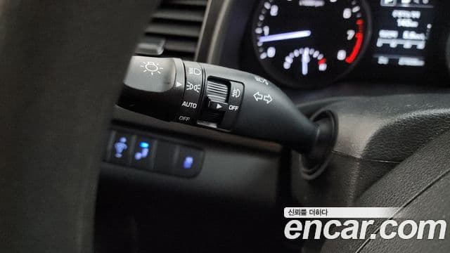 Hyundai Avante AD 1.6 GDI Value Plus, 2017 17