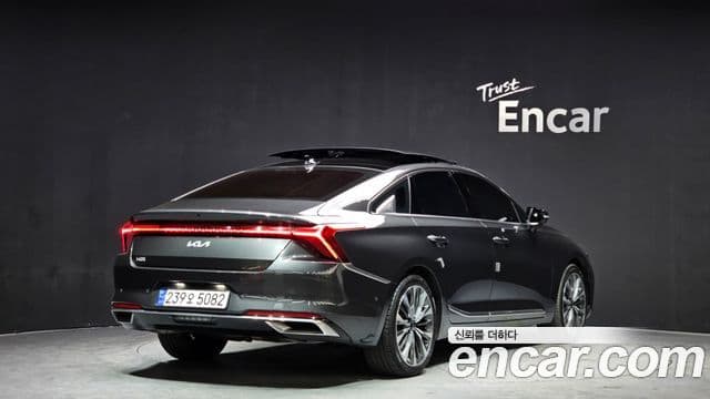 Kia K8 Signature, 2023 2