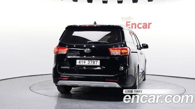 Kia All New Carnival Prestige, 2017 4